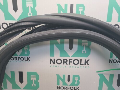 Mercedes Vito W447 Front Left Door Seal