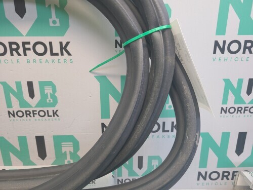 Mercedes Vito W447 Front Left Door Seal