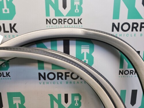 Mercedes S Class V222 Rear Right Door Seal