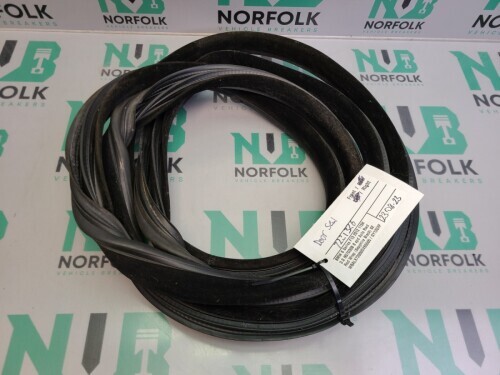 BMW 6 Series F13 Coupe Right Door Seal