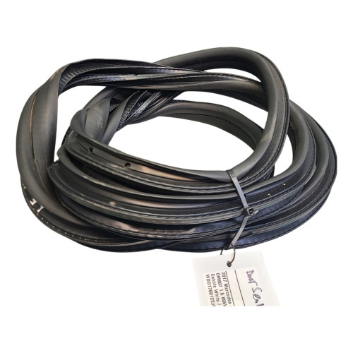 Mercedes CLA C117 Front Left Door Seal
