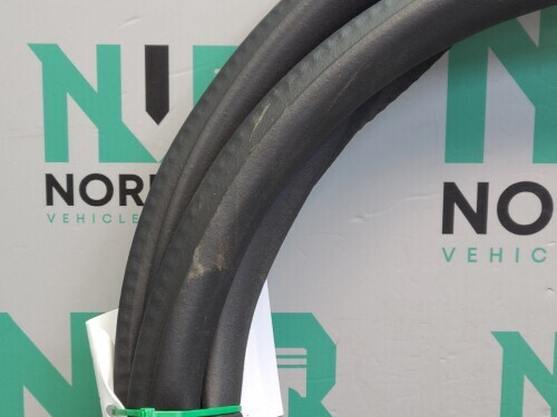 Mercedes GLA H247 Front Right Door Seal