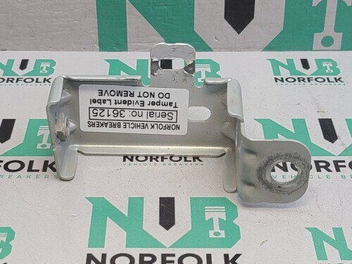 2024 Polestar 2 Front Right Wing Bracket 31688733