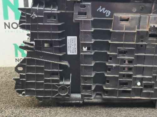 RANGE ROVER SDV8 L405 Centre Console with Fridge Chiller