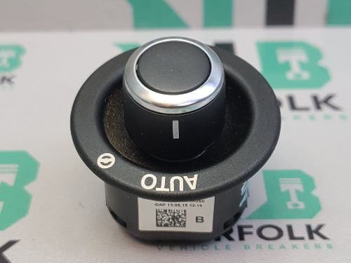 RANGE ROVER SDV8 L405 Steering Column Adjustment Switch