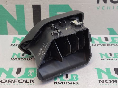 PEUGEOT 2008 P24E MK2 Dash Vent Right Side Central