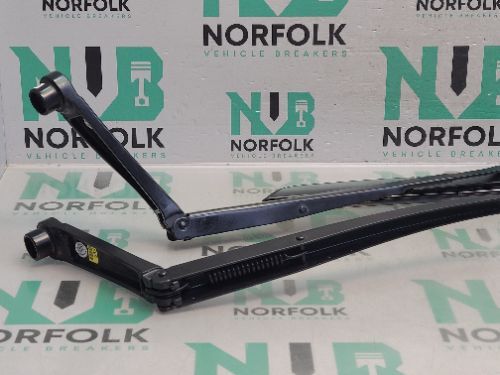 KIA NIRO 4 MK2 Wiper Arms Pair Front