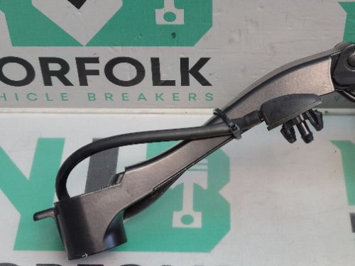 NISSAN QASHQAI MK3 J12 Front Wiper Arms Pair
