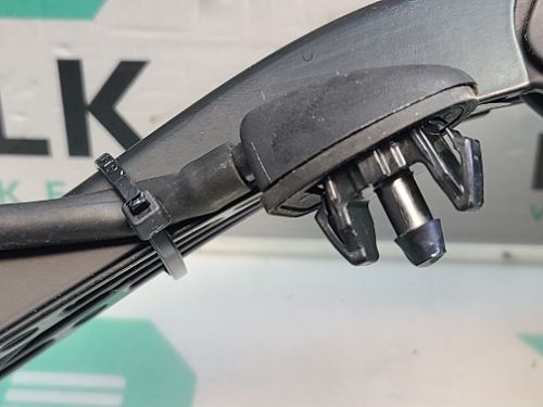 NISSAN QASHQAI MK3 J12 Front Wiper Arms Pair