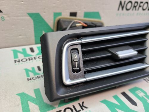 BMW  7 Series F01 Dash Vent Left Outer