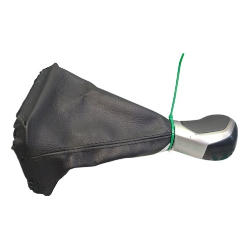 VW Taigo 6 Speed Manual Gear Knob + Gaiter