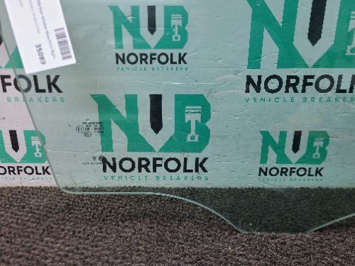 Porsche Cayenne 92A 958 Window Glass Front Right