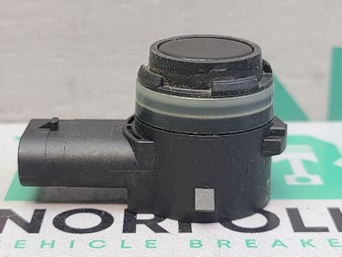 Tesla Model 3 Parking Sensor