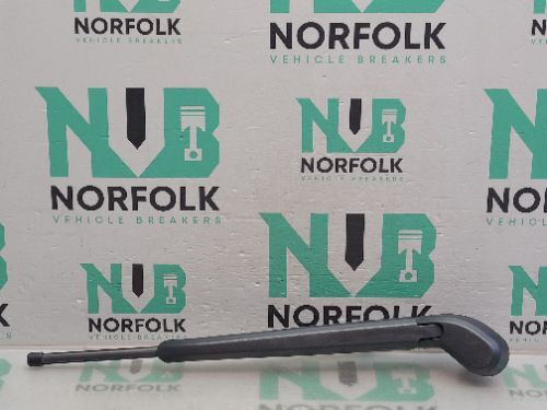 Land Rover Defender L663  Rear Wiper Arm