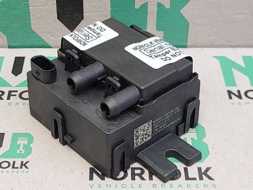 Land Rover Defender L663 Comfort Control Module Ccm