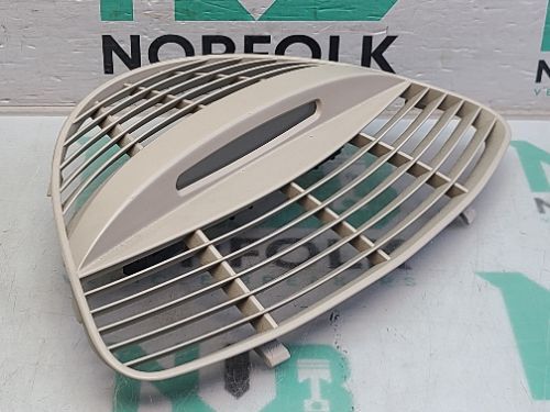 Mercedes SL R230 Parking Sensor Monitor