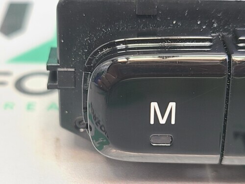 2024 Polestar 2 Memory Seat Switch