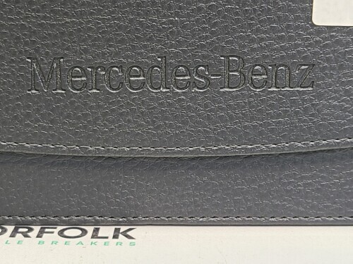 Mercedes GLB X247 Owners Manual A0005852300
