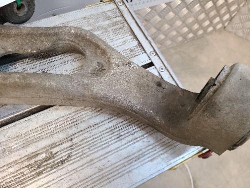Porsche Cayenne S 92A Hybrid Complete Hub + Arm Front left