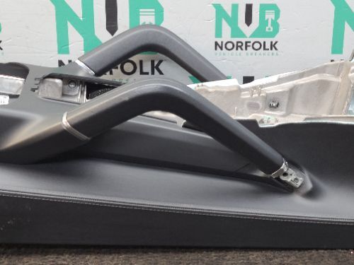 Porsche Cayenne S 92A Centre Console