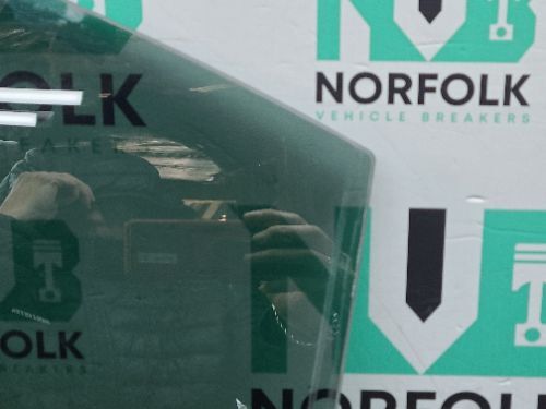 Mercedes CLS C218 Window Glass Rear Left