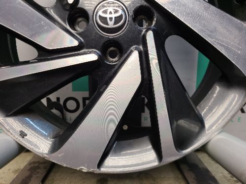 TOYOTA AYGO X Alloy Wheel 18" diamond cut