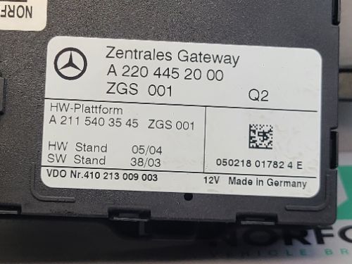 MERCEDES SL R230 Gateway Control Module