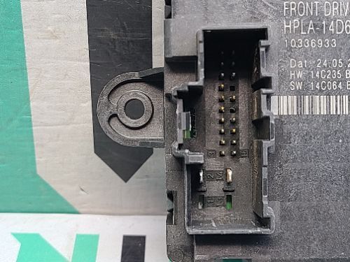 Range Rover Sport SVR L494 Front Right Door Module MID