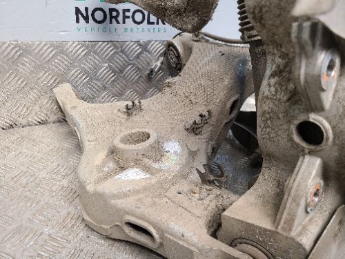 X540 Jaguar E Pace Hub Suspension Right Rear